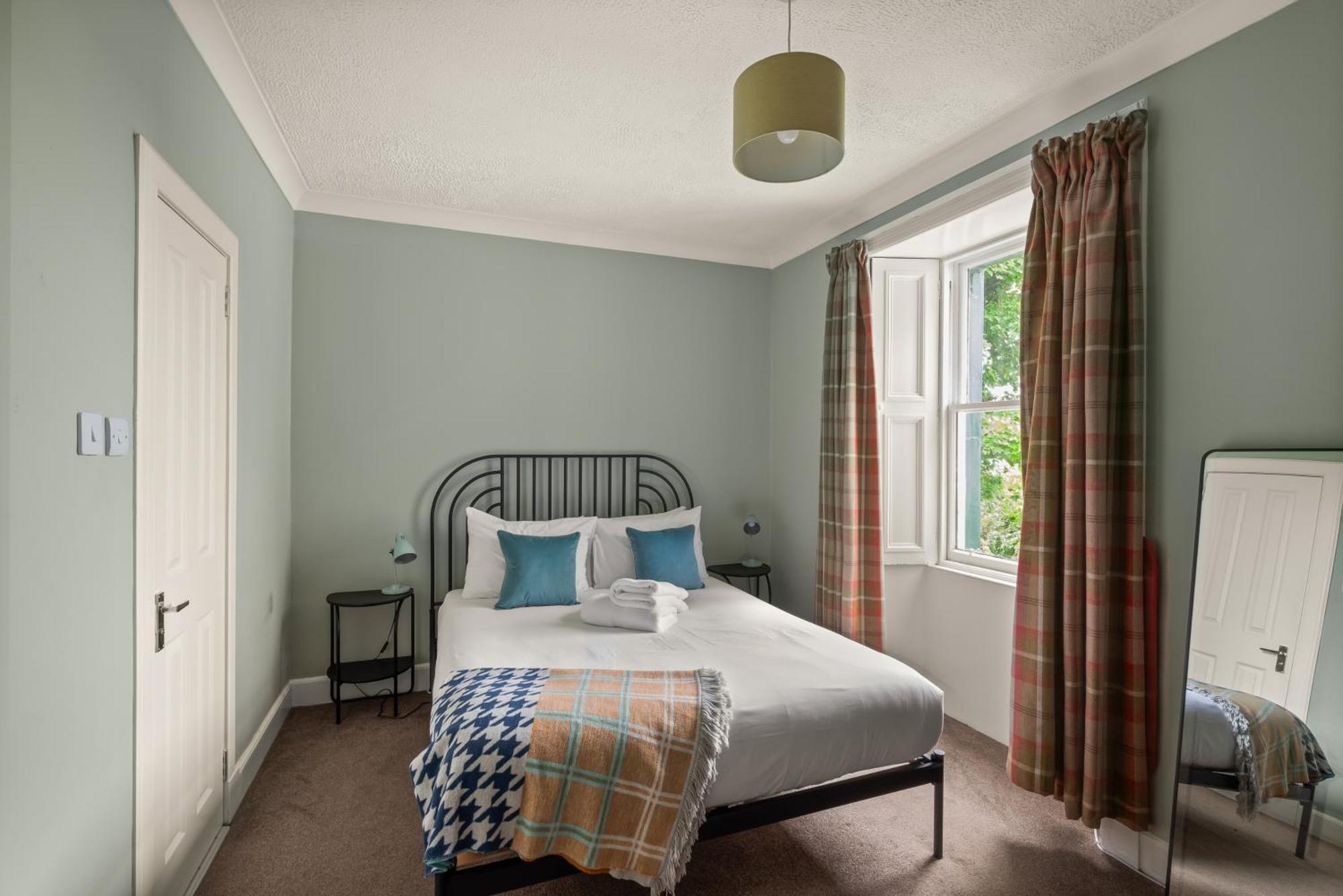 Blairgowrie and Rattray Rosebank House - 12 Guests, 6 Ensuite Bedrooms, Ev Point, Games Rooms, Wood Burner, Pet Friendly! מראה חיצוני תמונה