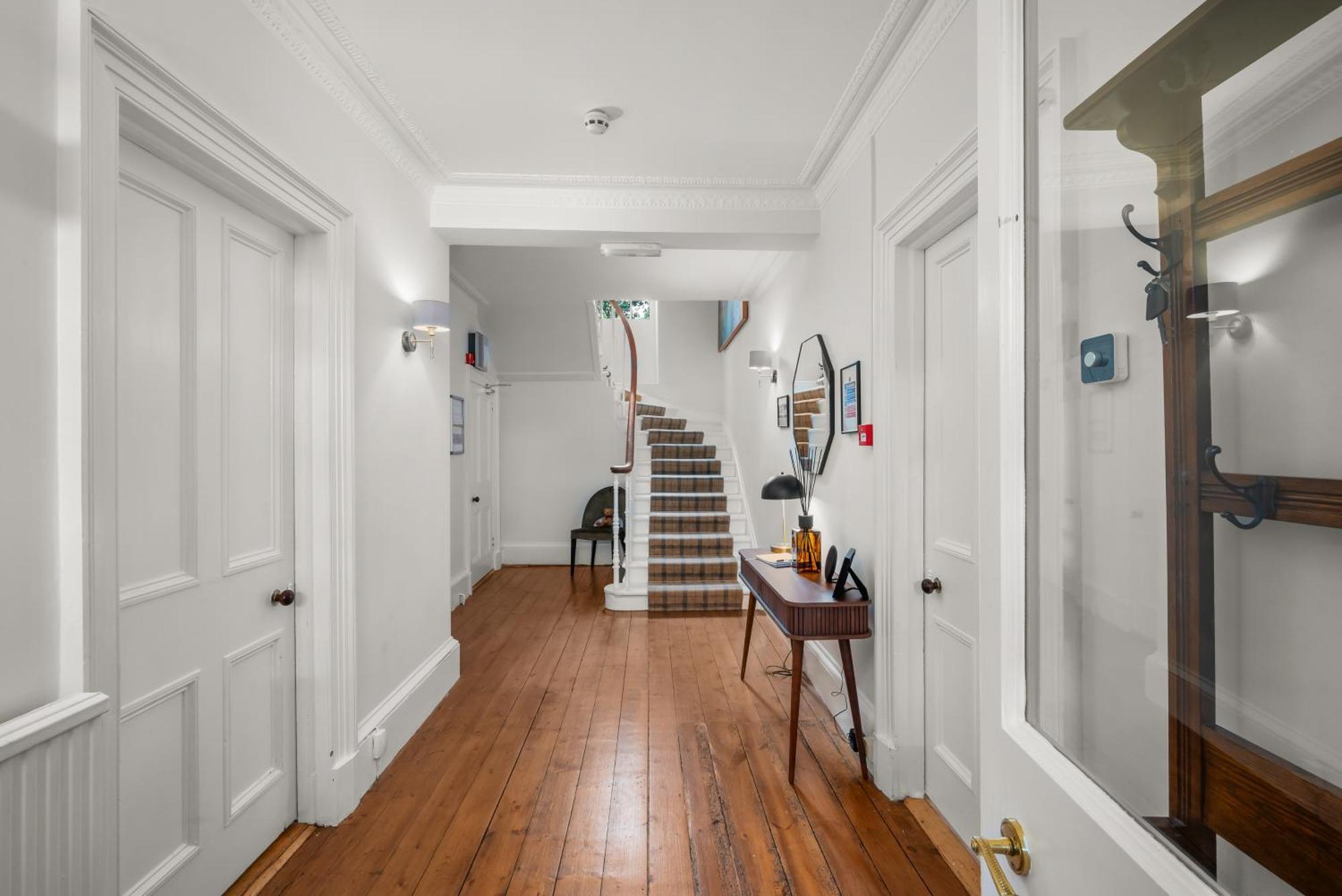 Blairgowrie and Rattray Rosebank House - 12 Guests, 6 Ensuite Bedrooms, Ev Point, Games Rooms, Wood Burner, Pet Friendly! מראה חיצוני תמונה