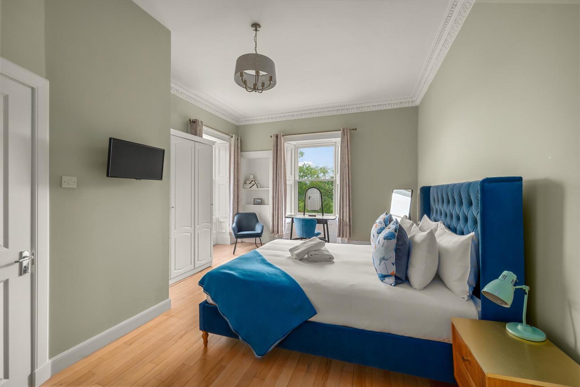 Blairgowrie and Rattray Rosebank House - 12 Guests, 6 Ensuite Bedrooms, Ev Point, Games Rooms, Wood Burner, Pet Friendly! מראה חיצוני תמונה
