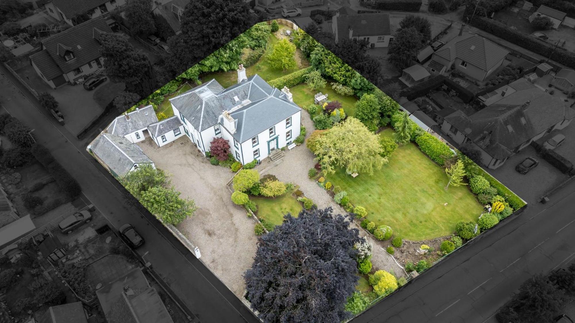 Blairgowrie and Rattray Rosebank House - 12 Guests, 6 Ensuite Bedrooms, Ev Point, Games Rooms, Wood Burner, Pet Friendly! מראה חיצוני תמונה