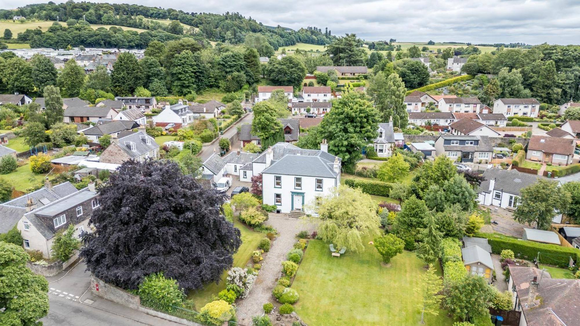 Blairgowrie and Rattray Rosebank House - 12 Guests, 6 Ensuite Bedrooms, Ev Point, Games Rooms, Wood Burner, Pet Friendly! מראה חיצוני תמונה